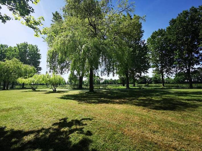 Location de vacances pour 5 personnes, avec Terrasse et Jardin à Toussieux