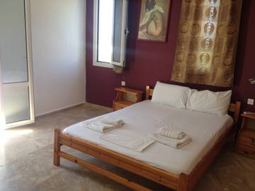 Gîte pour 4 personnes, avec balcon dans Makri Gialos