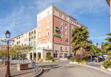 Hôtel pour 2 personnes, avec terrasse, animaux acceptés à Port-de-Bouc