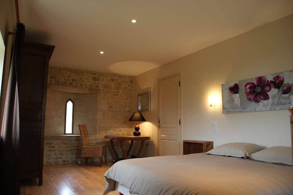 Chapelle du Château d'Argouges, Jacuzzi, Bayeux -Port-en-Bessin in Mosles, Région de Bayeux
