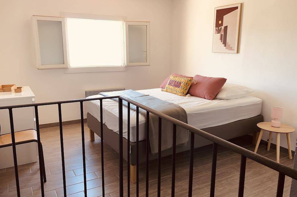 Appartement entier, Maison Silvestri - La Cabane - piscine / vue mer / parking in Cassis, Parc national des Calanques