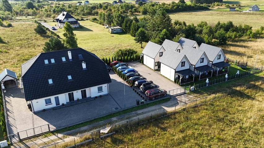 Ferienwohnung für 4 Personen, mit Terrasse und Pool sowie Ausblick