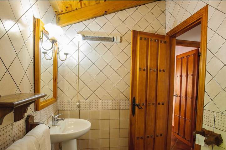 Steinhaus Nr. 4 für 2 Personen, Batan Rio Tus in Yeste, Calares del Mundo y de la Sima