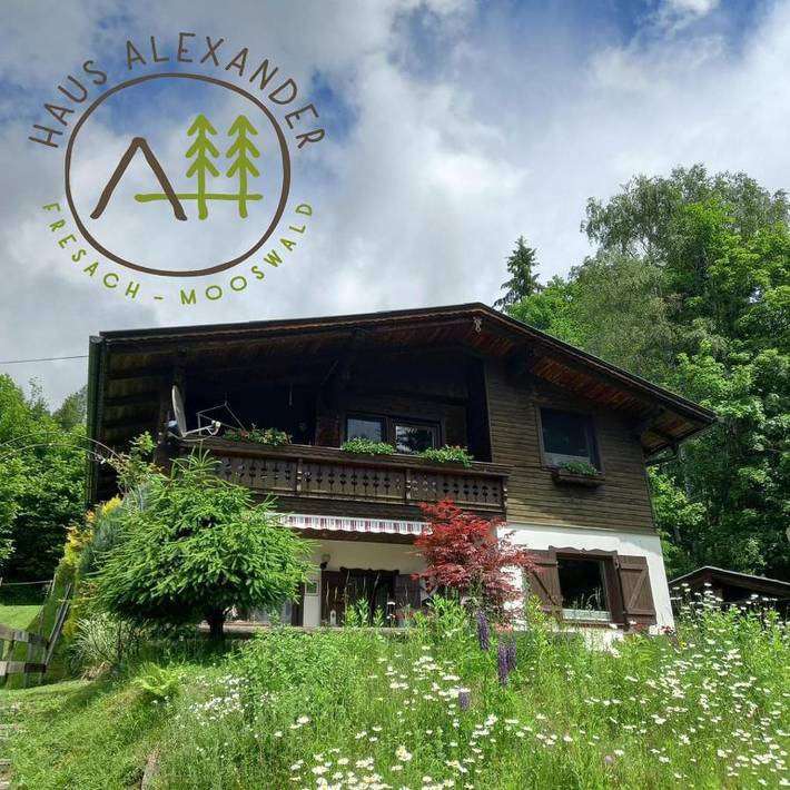 Ferienhaus für 5 Personen, mit Balkon und Terrasse sowie Garten und Ausblick in Fresach