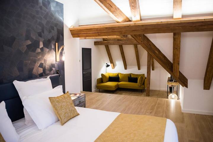 Chambre d’hôte pour 3 personnes, avec vue et jardin