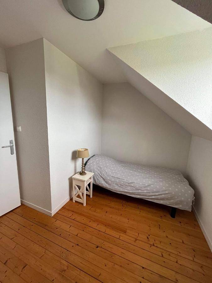 Two-Bedroom House in Locmaria-Plouzané, Région de Brest