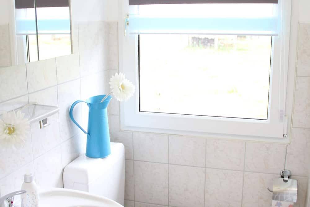 3-Raum-Sommer Bungalow Kirschtraum (40m², max 5 Personen) - Kleinis Ferienhof in Hohen Niendorf, Bastorf