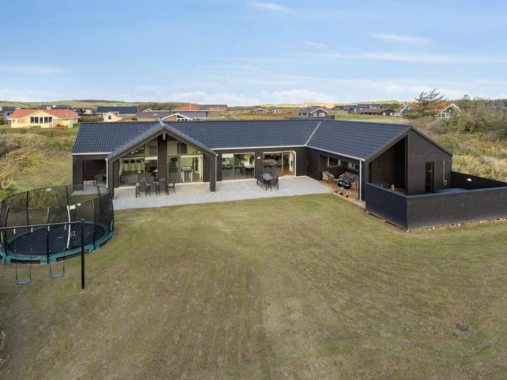 Ferienhaus für 18 Personen, mit Terrasse und Pool sowie Sauna in Nr. Lyngby - 2