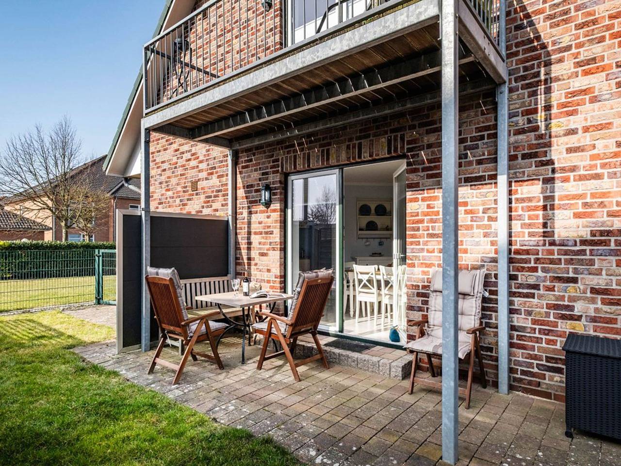 Ganze Ferienwohnung, Hooger Weg Wohnung 4 - Ferienwohnung mit Garten für Sie und Ihren Vierbeiner in Büsum, Nordseeküste