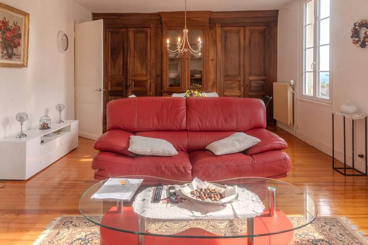 Gîte pour 6 personnes, avec jardin à Archiac