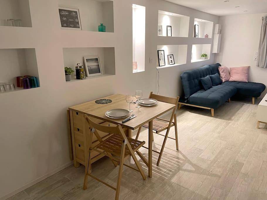 Appartement entier, One-Bedroom Apartment in Castanet-Tolosan, Canal du Midi