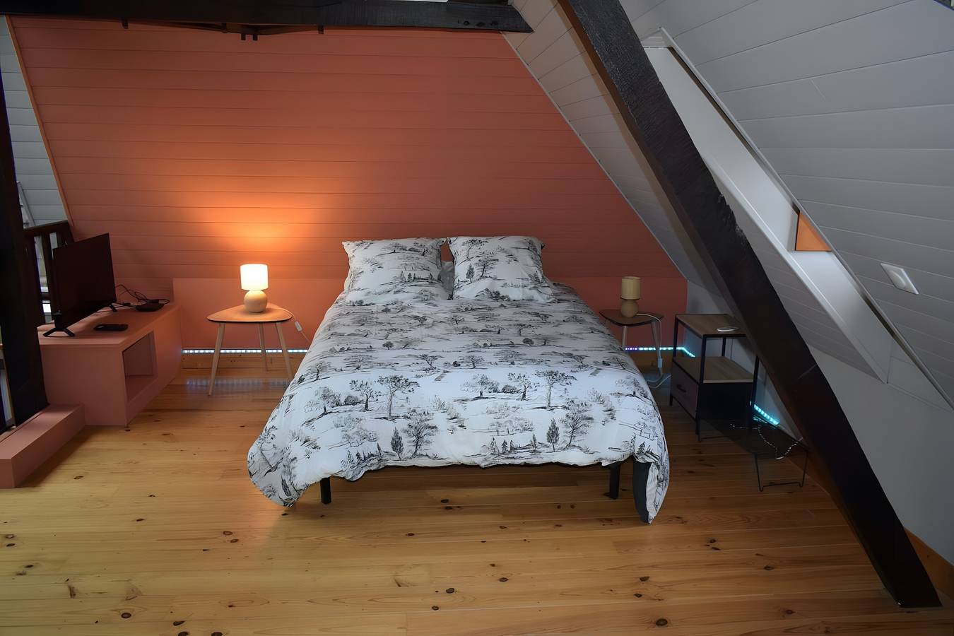 Appartement entier, Appartement « Studio Tess » avec Wi-Fi in Salies-de-Béarn, Béarn