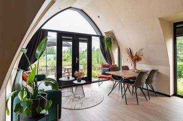 Gîte pour 4 personnes, avec terrasse ainsi que vue et jardin dans Boskoop
