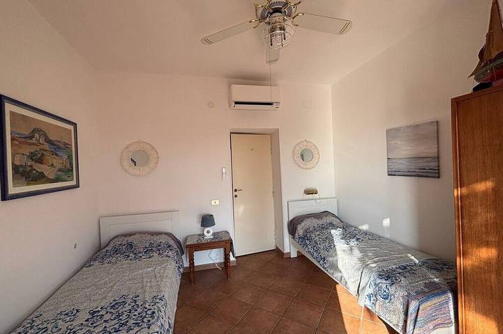 Ferienhaus für 6 Personen, mit Balkon und Garten in Terracina - 4