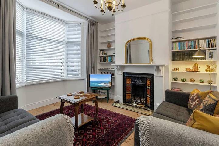 Holiday home for 4 people, with balcony and garden in Exeter