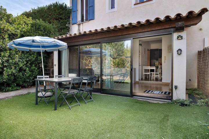Vacation rental for 4 people, with Yard in Cannes