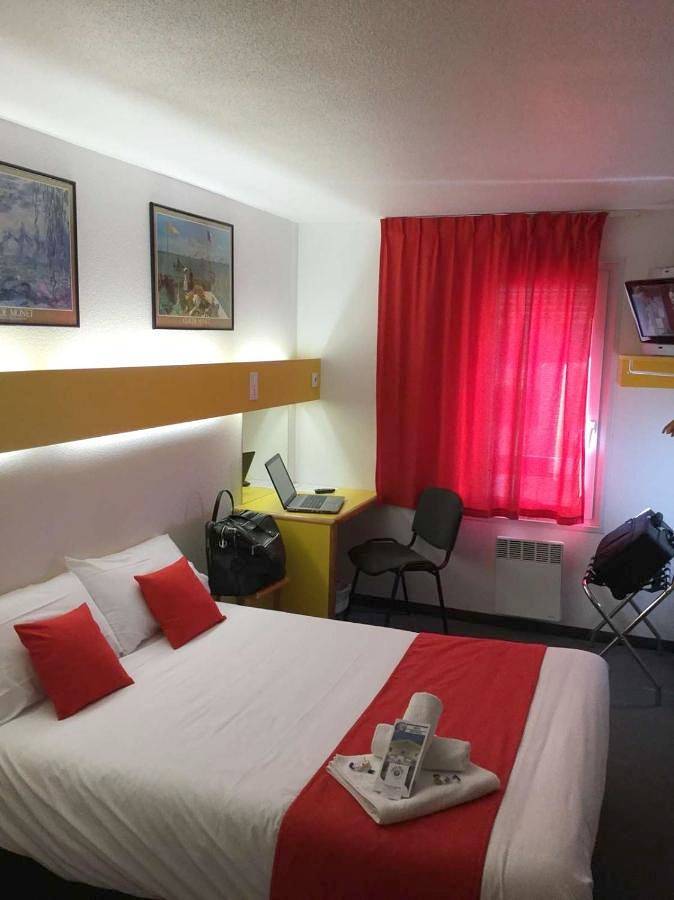 Hôtel pour 2 personnes, avec jardin, animaux acceptés dans Futuroscope - 2