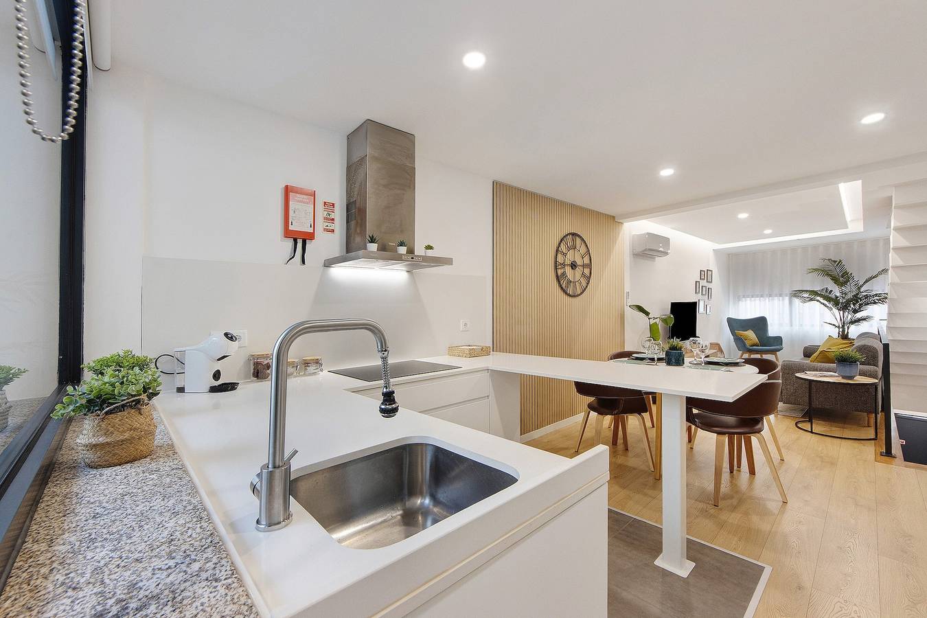 Appartement 'Casa Ponte Dos Namorados' met Balkon, Wi-Fi en Airconditioning, foto 7