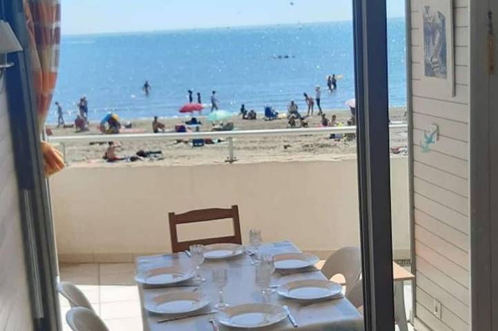 Appartement entier, Vue Mer Centre Ville avec parking privé in Le Grau-du-Roi, Côte d'Améthyste