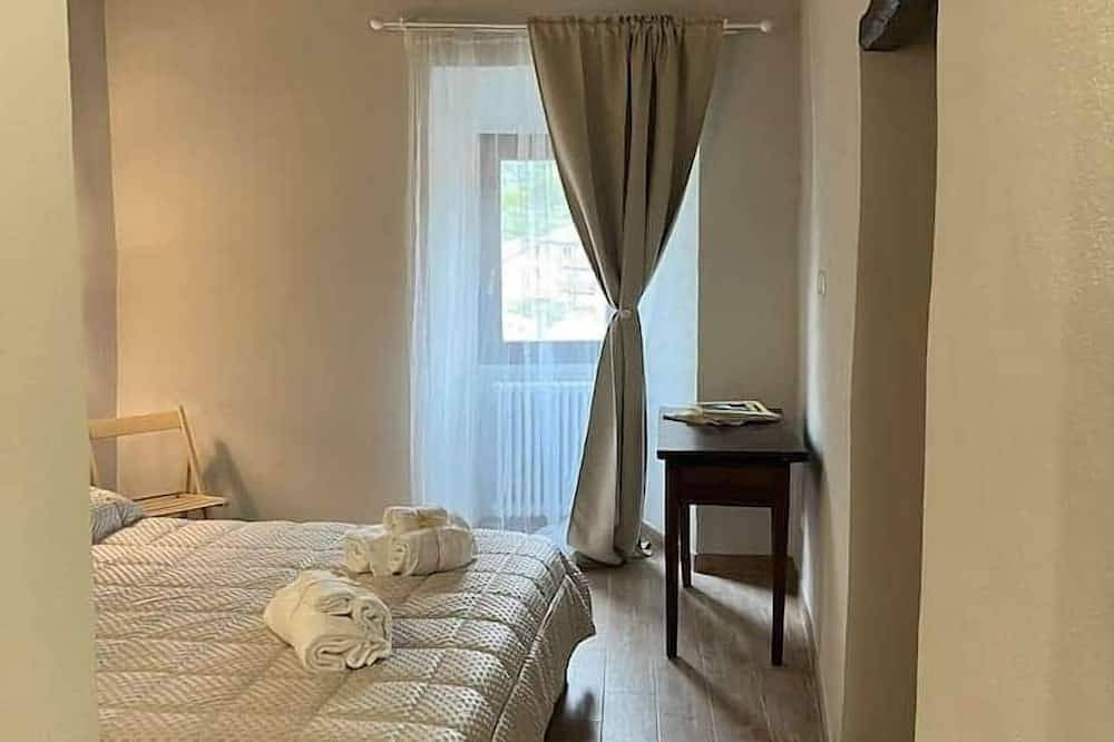 Hel leilighet, A Blue Primrose in the hamlet in Montecchio, Provinsen Terni