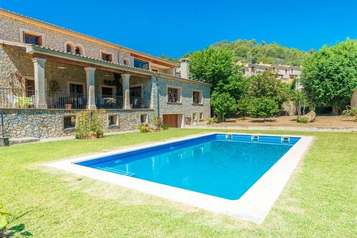 Holiday rental for 10 people, with Garden in Mancor de la Vall