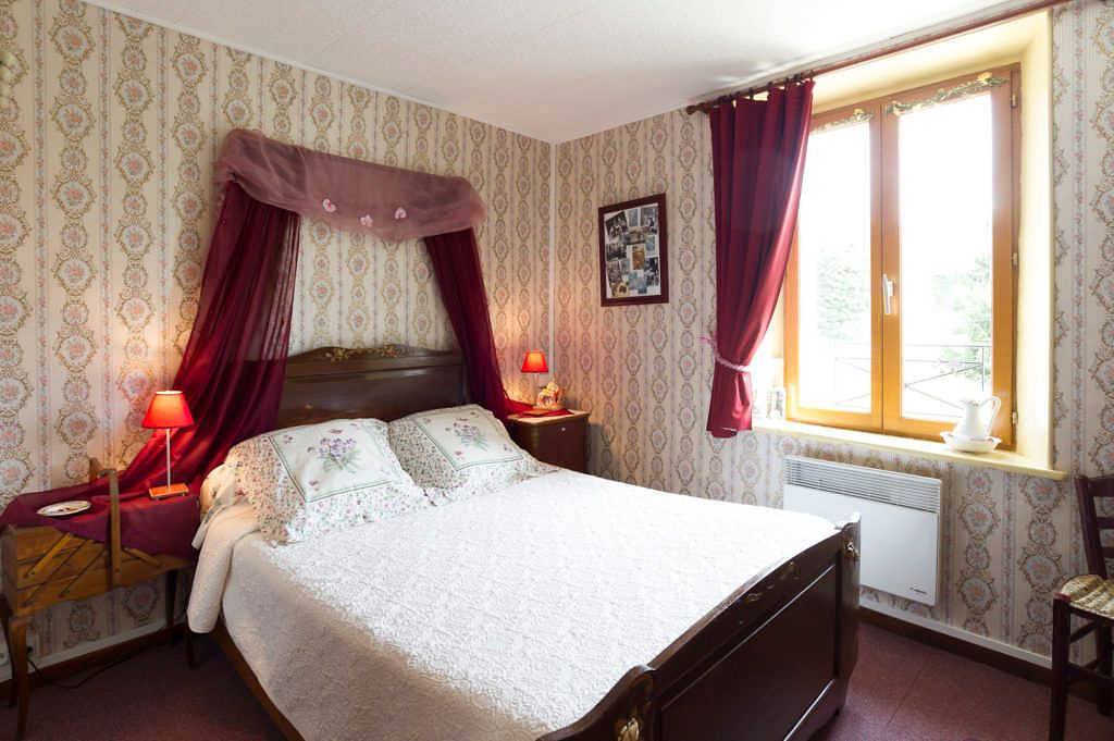 Champagne rouillère - Chambre Belle Epoque in Baslieux-sous-Châtillon, Parc naturel régional de la Montagne de Reims