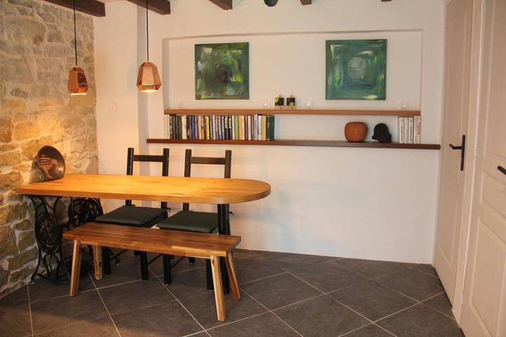 Gîte pour 2 personnes, avec terrasse à Terrasson-Lavilledieu - 2