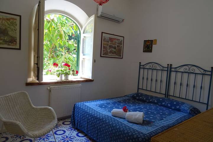 Villa prestigiosa sul mare in Porticello, Santa Flavia