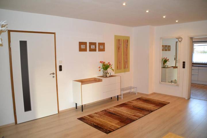 Ferienwohnung für 4 Personen, mit Balkon und Terrasse sowie Garten und Ausblick in Georgensgmünd