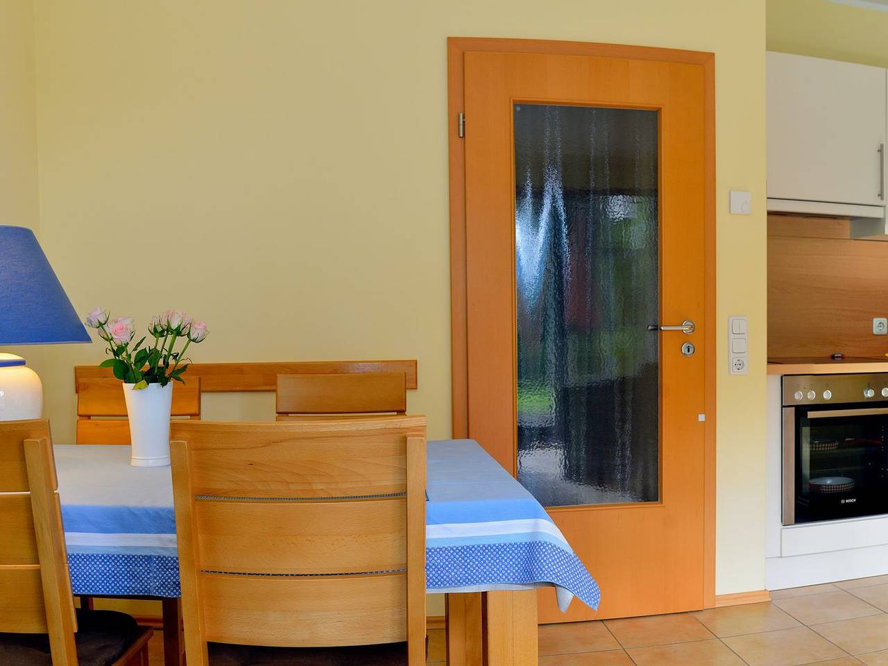 Ganze Wohnung, Erdgeschosswohnung für 2 Personen in ruhiger, strandnaher Lage! in Ostseebad Zingst, Zingst