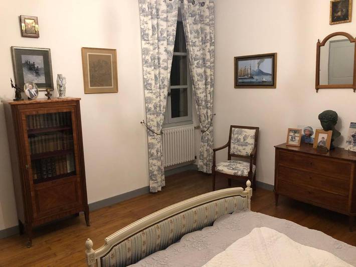 Location de vacances pour 2 personnes, avec vue et piscine ainsi que jardin et terrasse à Apremont - 2