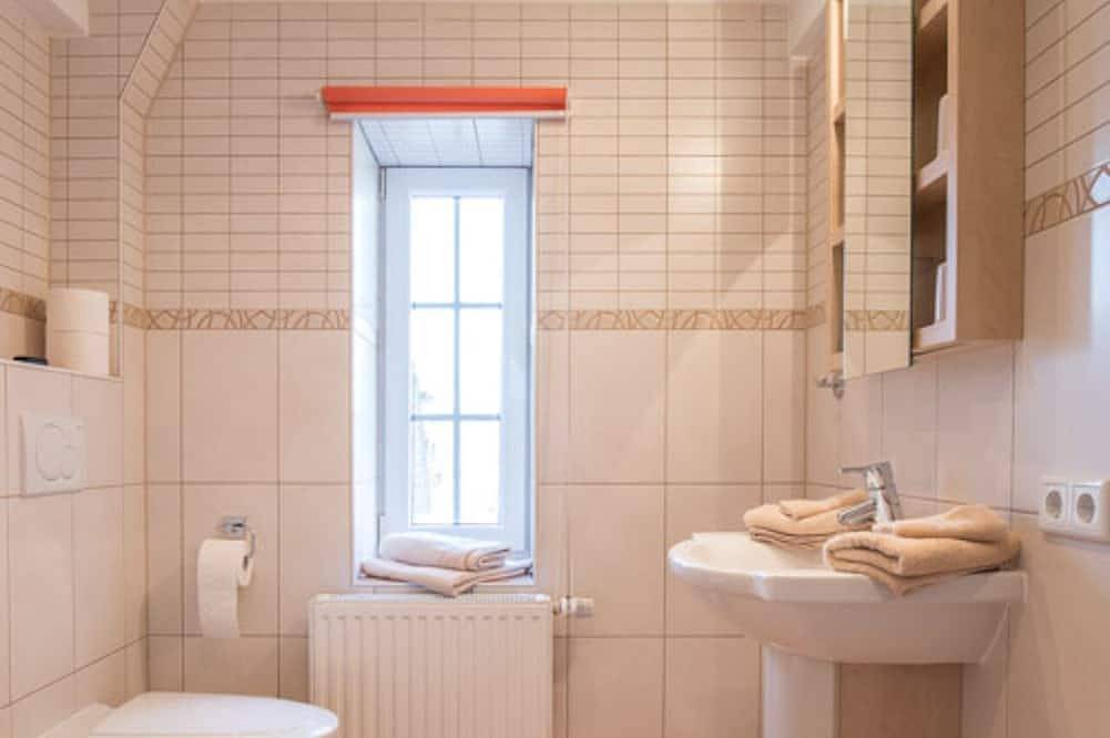 Ida's Hus - Drei Schlafzimmer Wohnung, Schläft 6 in Tilli (Perlworm), Pellworm