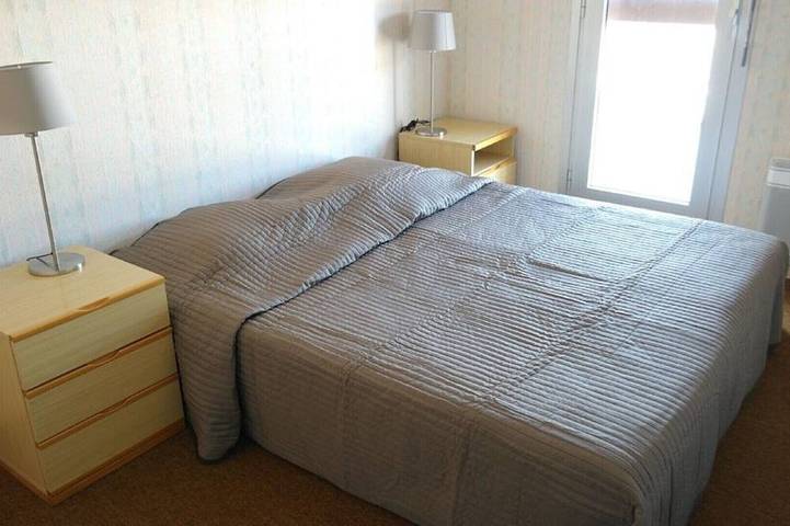 Gîte pour 4 personnes, avec terrasse et piscine dans Port de Bormes les Mimosas - 3