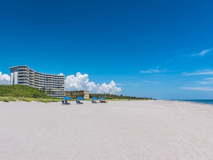 Vacation rental for 8 people, with terrace and yard in Pompano Beach