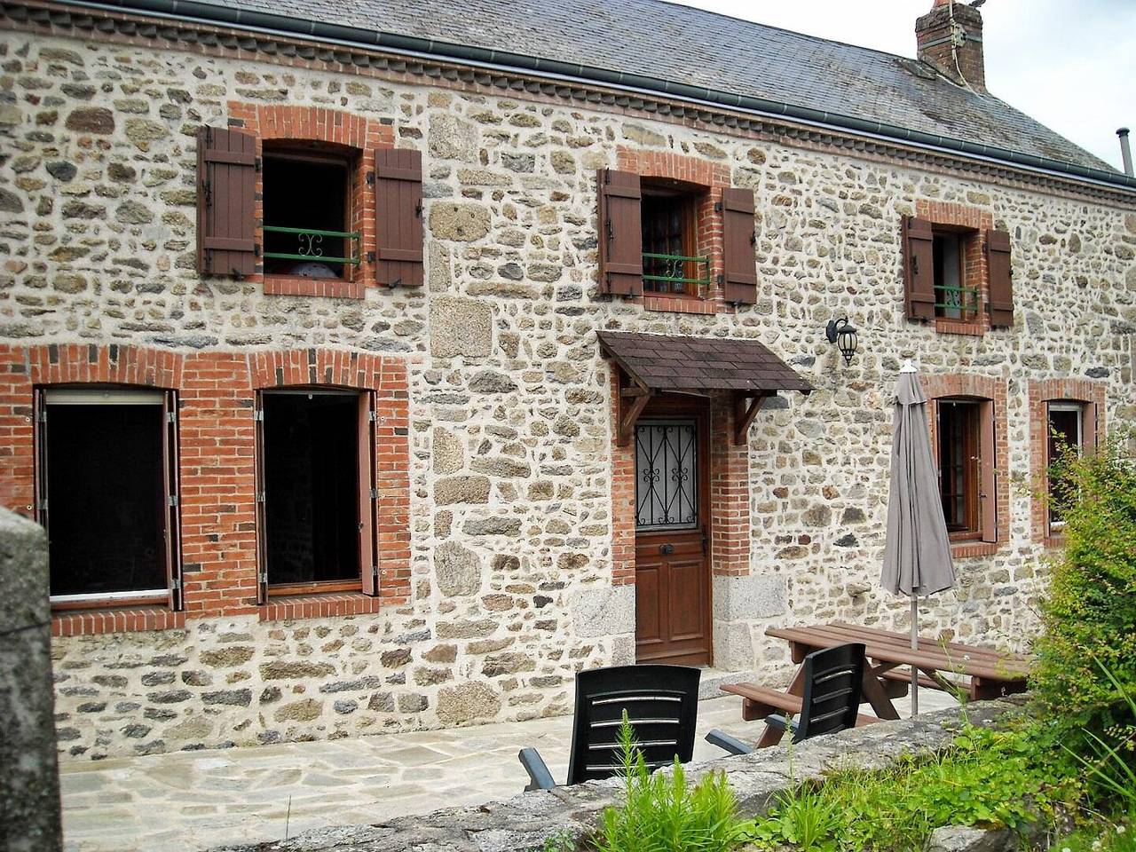Gîte de la Rochette (23G824) in Ladapeyre, Région de Guéret