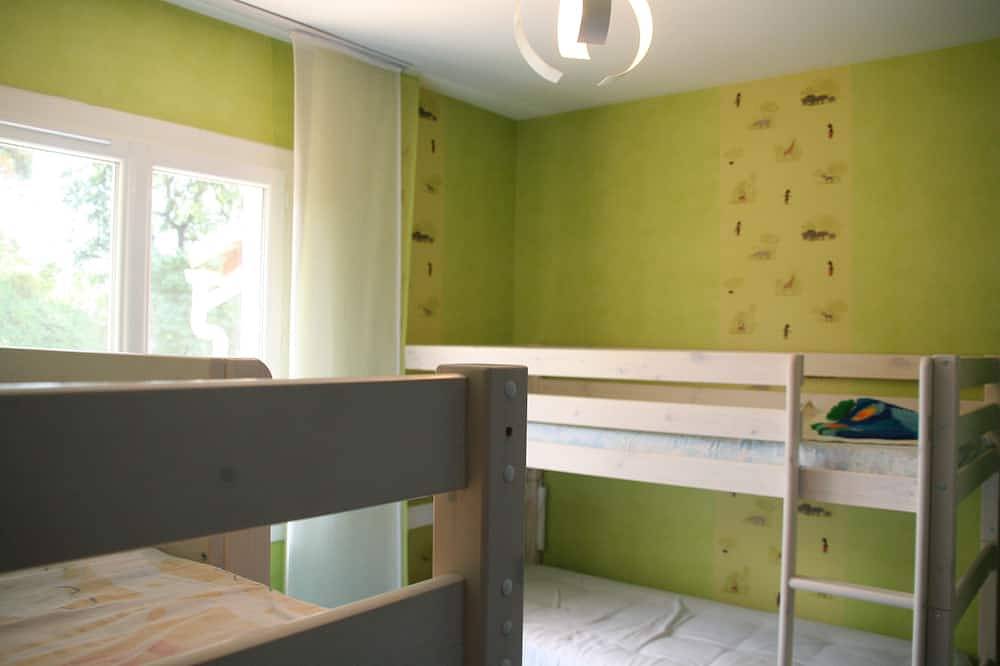 House in the heart of Provence, in Sainte Beaume, ideal for families in Auriol, Marsella region