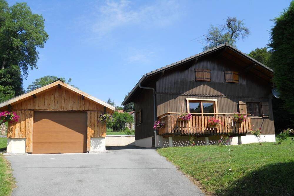 Chalet  tout confort à la montagne, proche de Genève et du lac léman in Bogève, Région de Thonon-les-Bains
