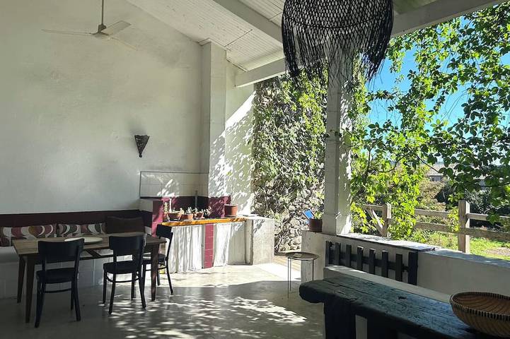 Location de vacances pour 8 personnes, avec jardin et balcon à Lanas
