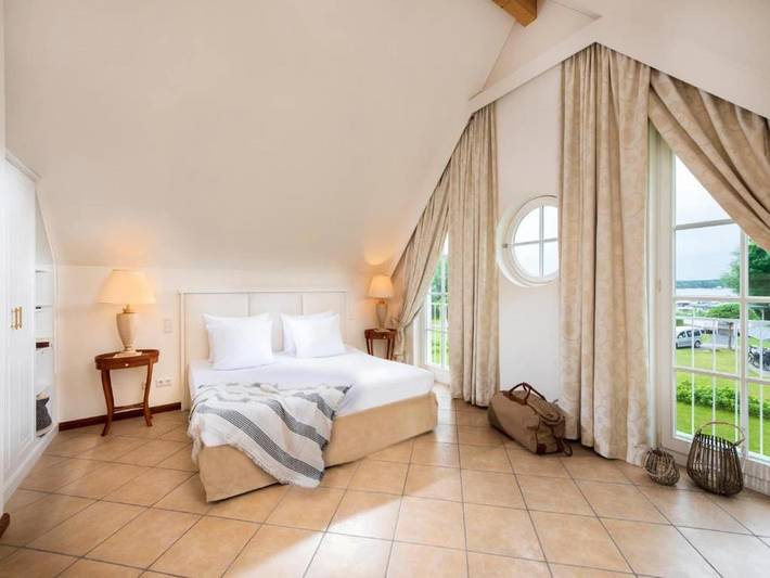 Ferienwohnung für 6 Personen, mit Pool und Garten sowie Sauna und Terrasse, kinderfreundlich in Werder - 4