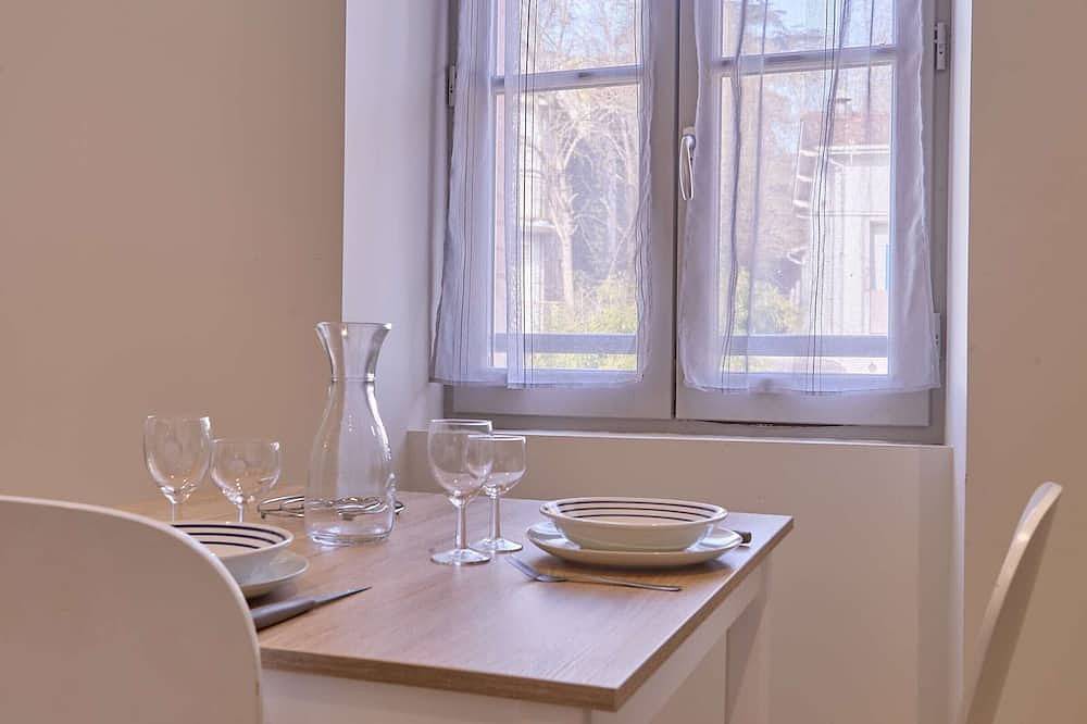 Apartamento entero, Apartamento 2 pax con Parking y Wifi en Barbotan in Cazaubon, Gers