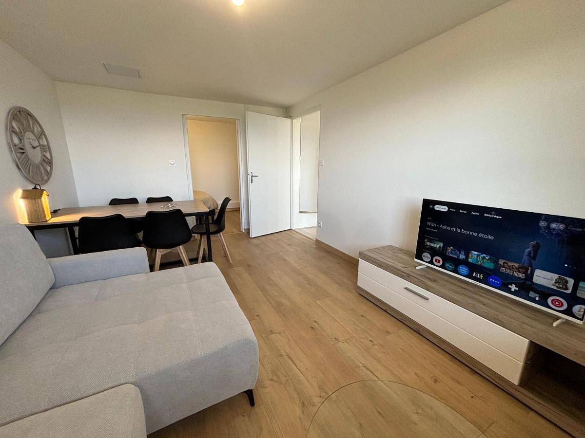 Appartement entier, One-Bedroom Apartment in Monnetier-Mornex, Région de Saint-Julien-en-Genevois