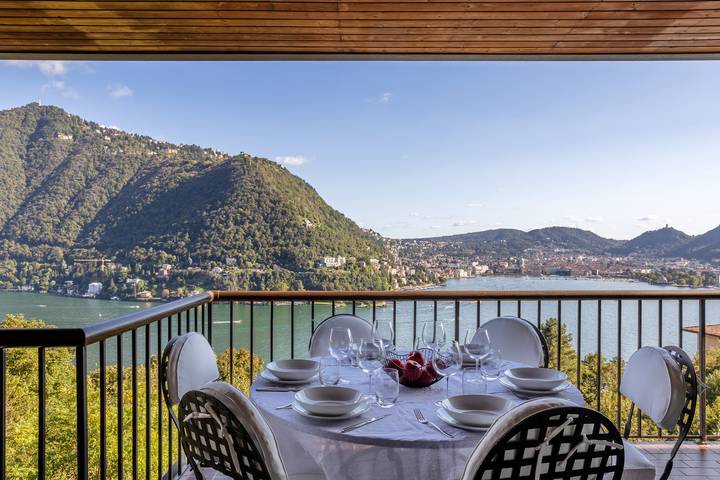 Villa für 10 Personen, mit Ausblick und Garten sowie Seeblick in Como - 4