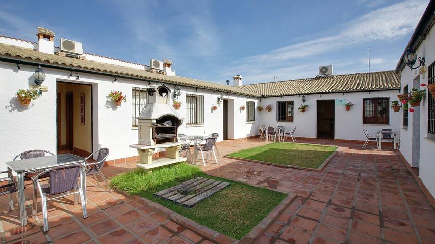 Casa rural para 20 personas, con jardín y piscina en Posadas