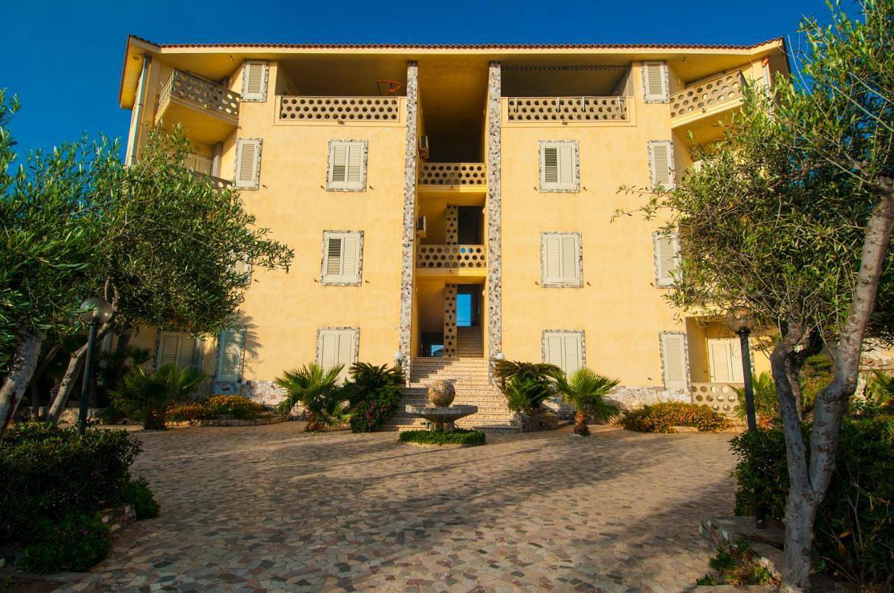 Ganze Wohnung, Residence Sicilia Mare casa vacanza Scoglitti 150 M Al Mare in Scoglitti, Vittoria