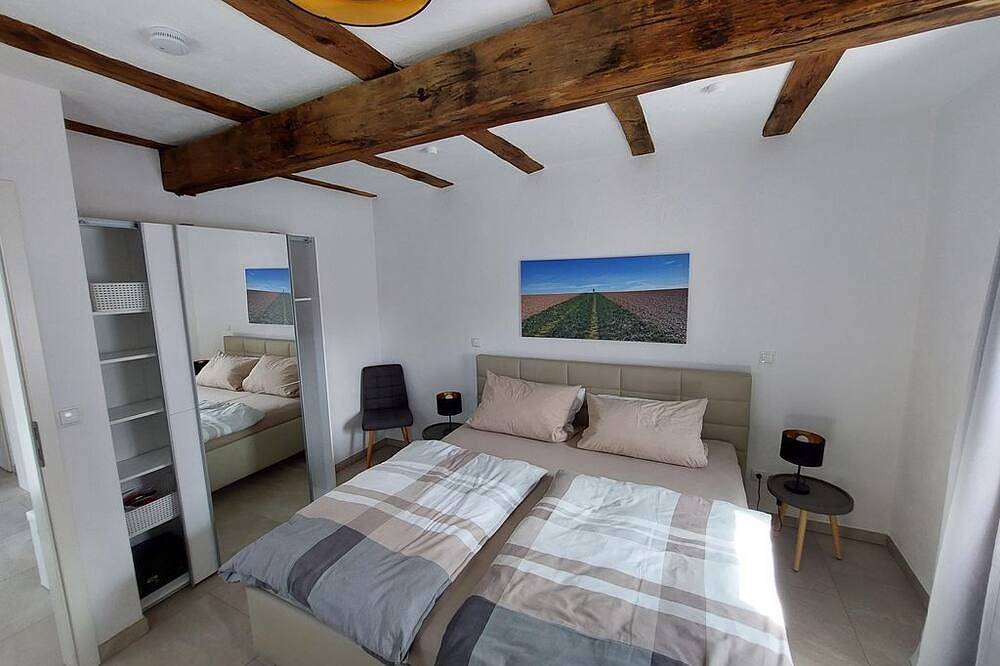 Ganze Wohnung, Appartement/Fewo, Dusche, Wc, neuwertig - Ferienwohnung Südpfalznest in Oberotterbach, Südliche Weinstraße