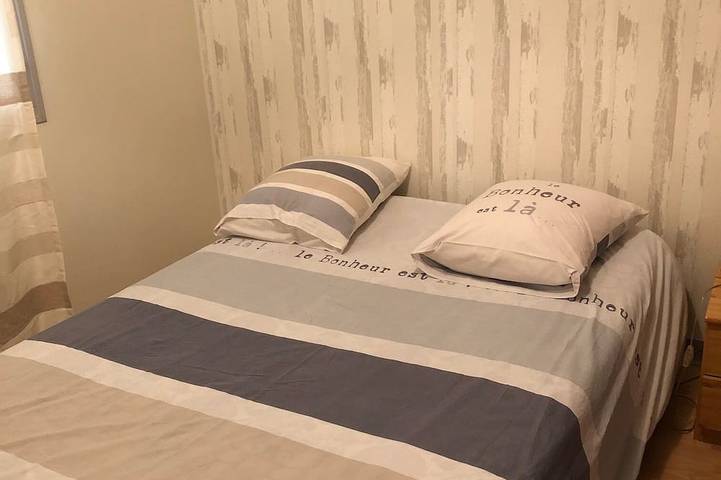 Location de vacances pour 6 personnes, avec jardin à Bourg - 2