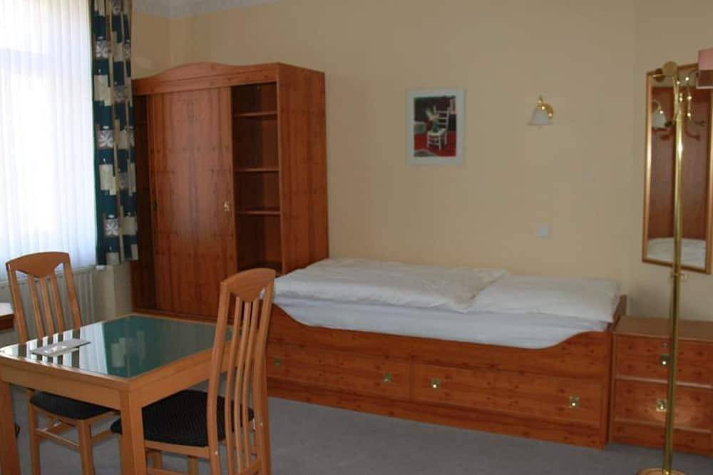 Entire apartment, Appartement/fewo, Dusche, Wc für 1 Person - Haus Häselbarth in Bad Kissingen, Rhön-Bayern