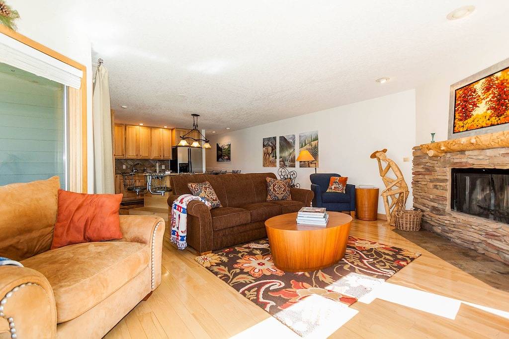 Ganze Wohnung, Aktualisiert Wohnung in Lakeside Village, Panoramablick auf den See, New King Bed in Arapahoe Basin