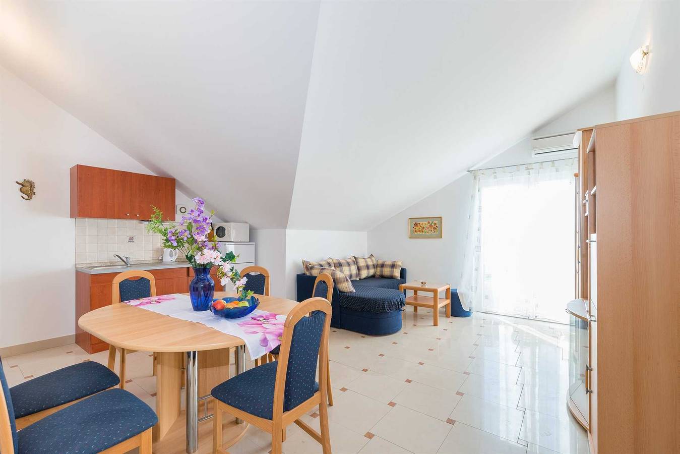 Ganze Wohnung, Fewo ideal für Familie | für 4-6 Personen | nur 70 m vom Strand | mit Meerblick in Vir