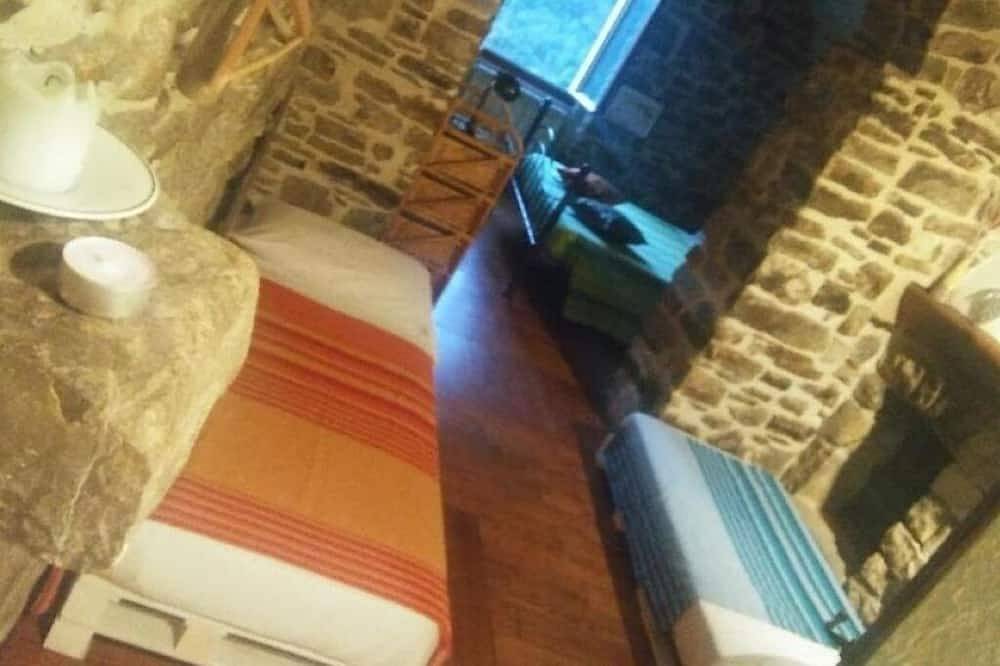 B&B Da Marta: Quadruple Room in Apricale, Ligurian Alps